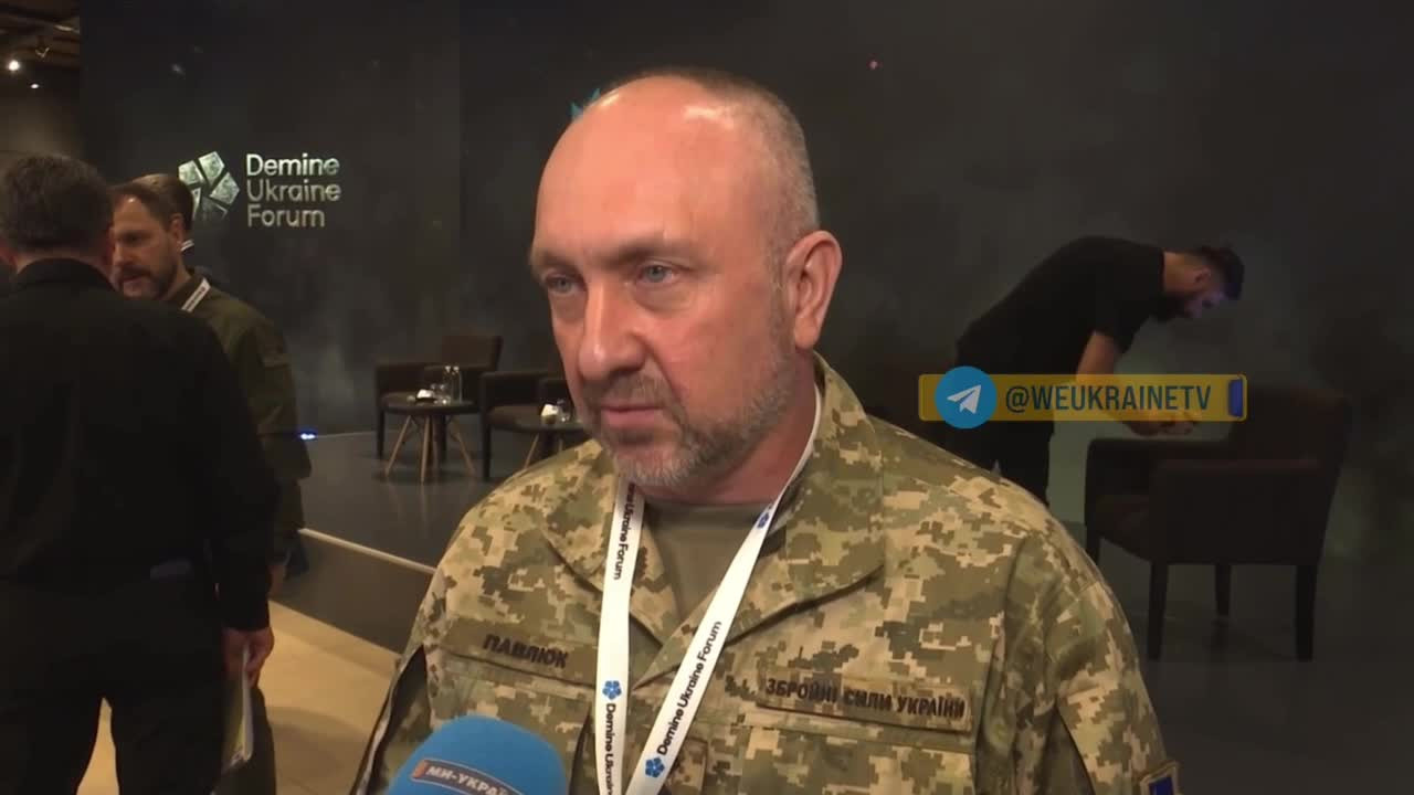 Олександра Павлюка звільнили з посади заступника міністра оборони